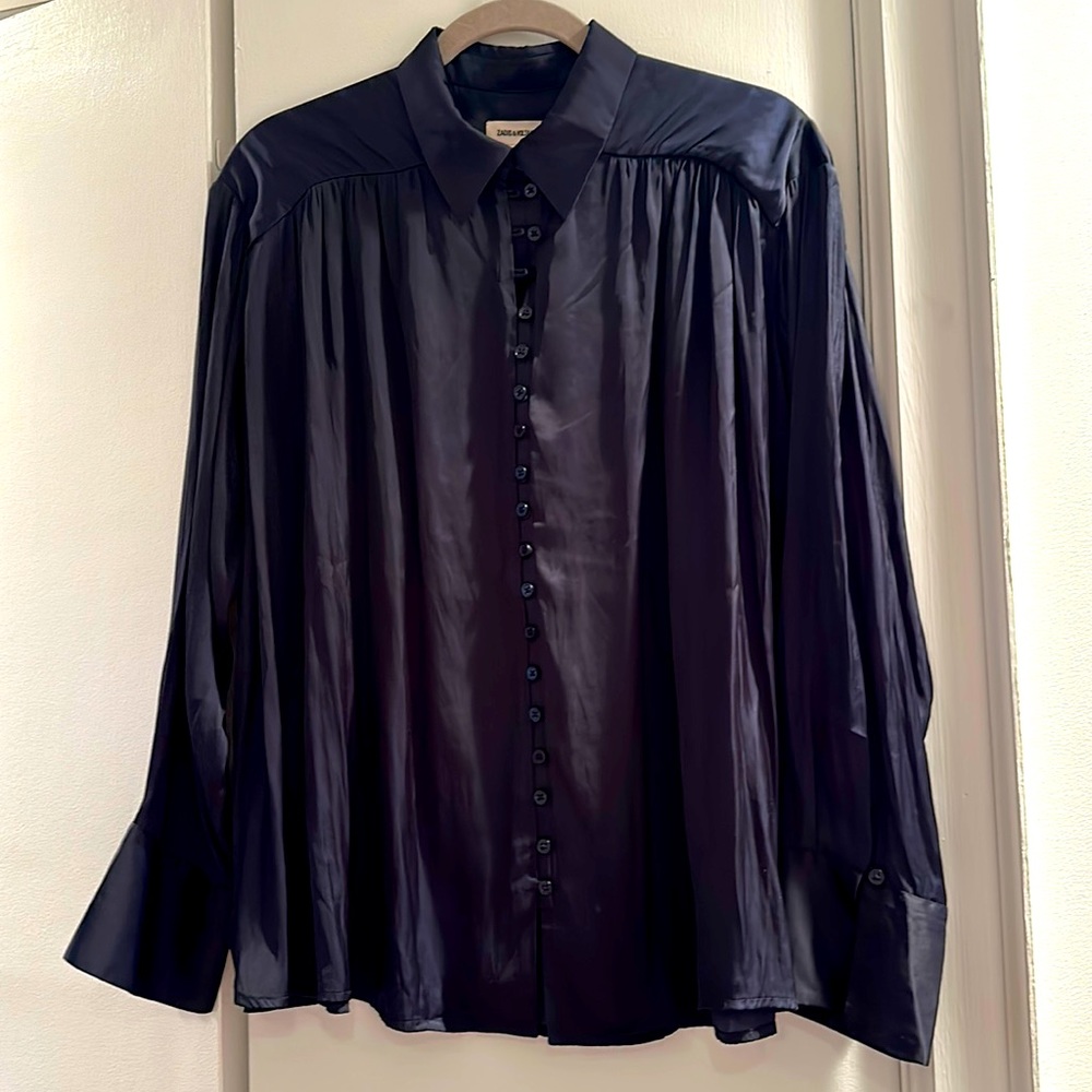 Safiya et Voltaire blouse sz. M but fits up to XL.